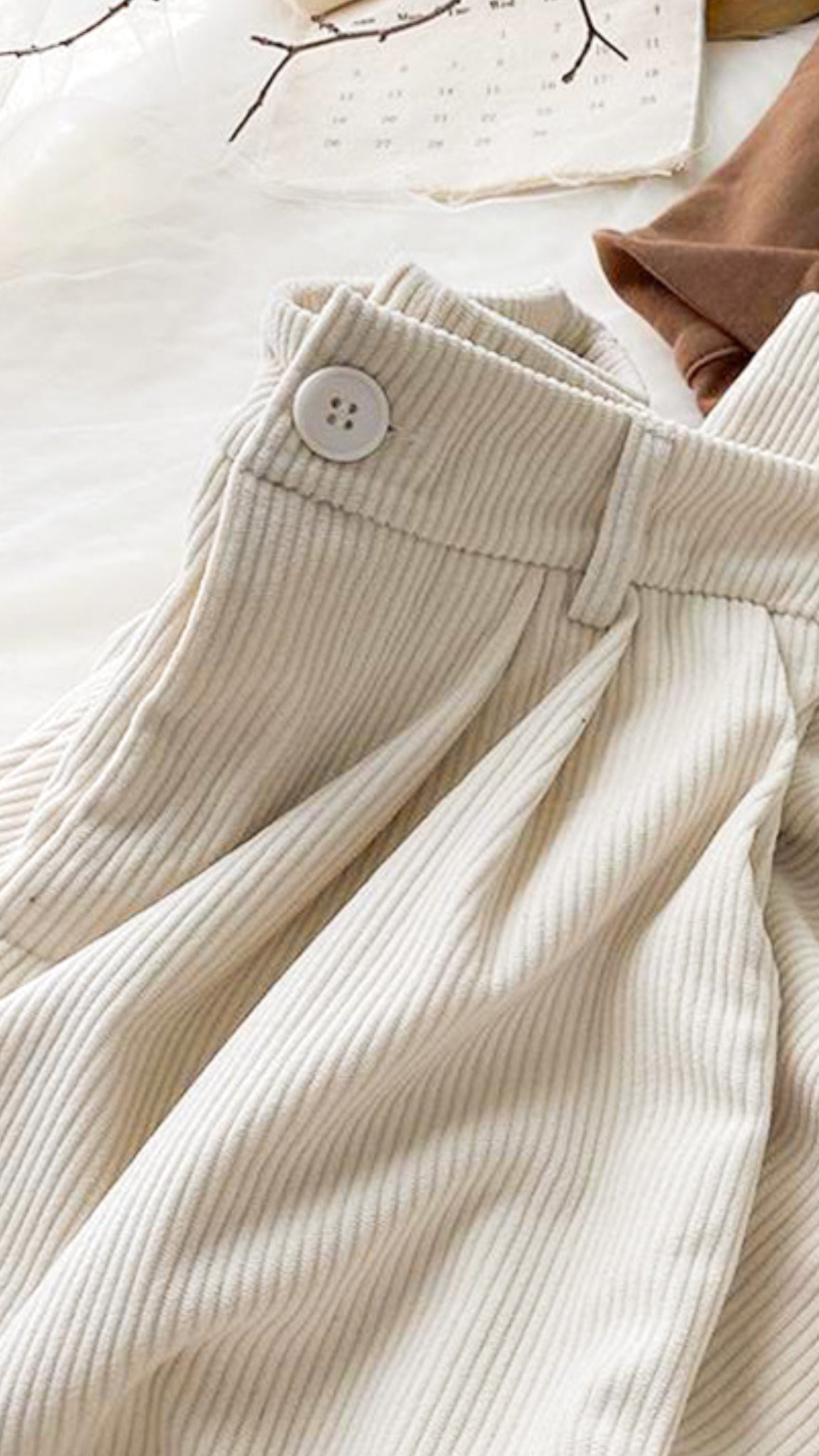 Oliver Classic Corduroy Pants