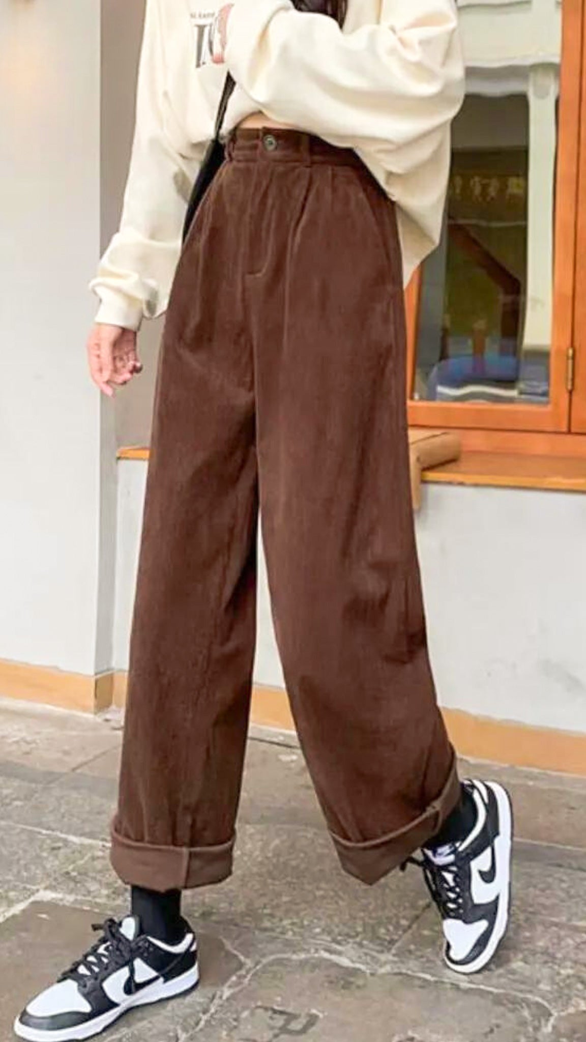 Oliver Classic Corduroy Pants