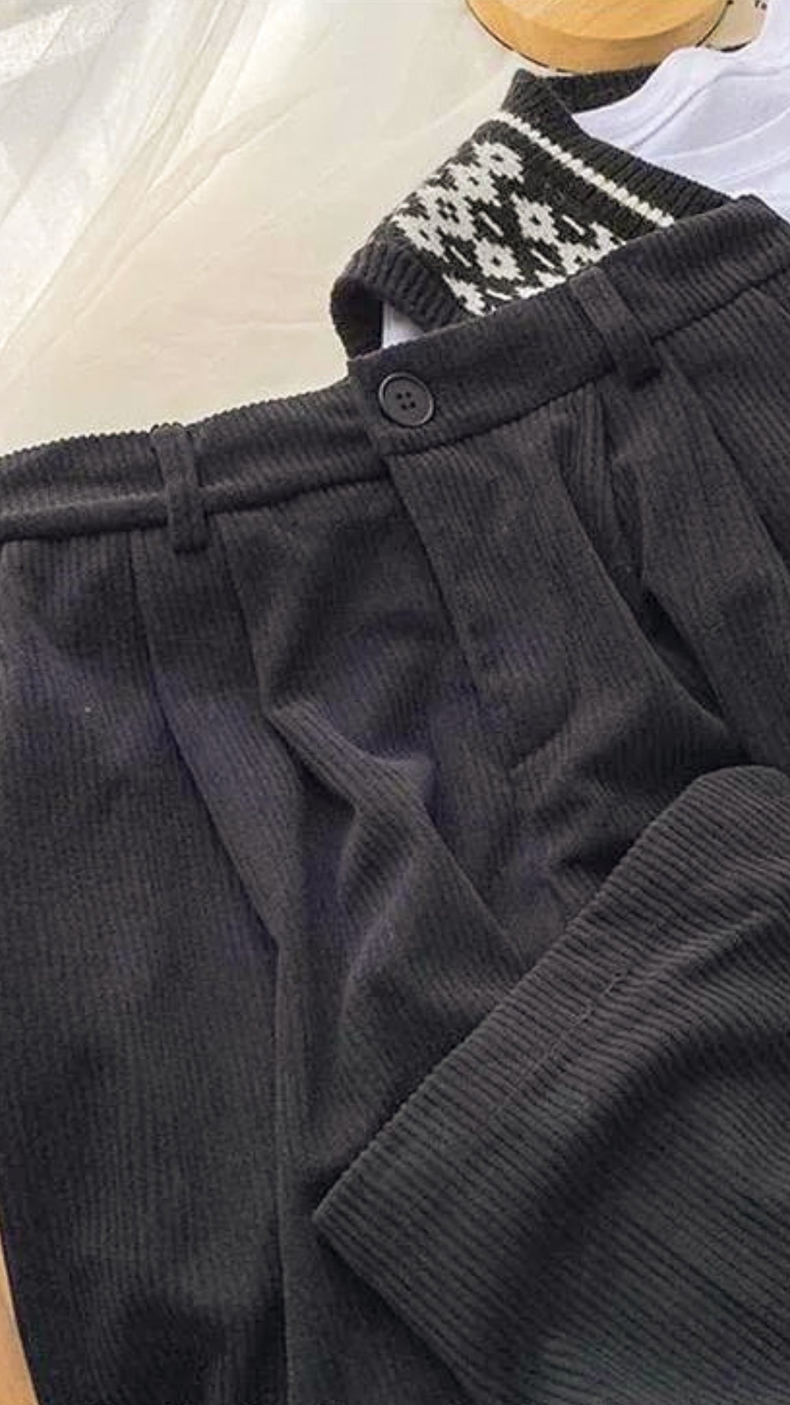 Oliver Classic Corduroy Pants