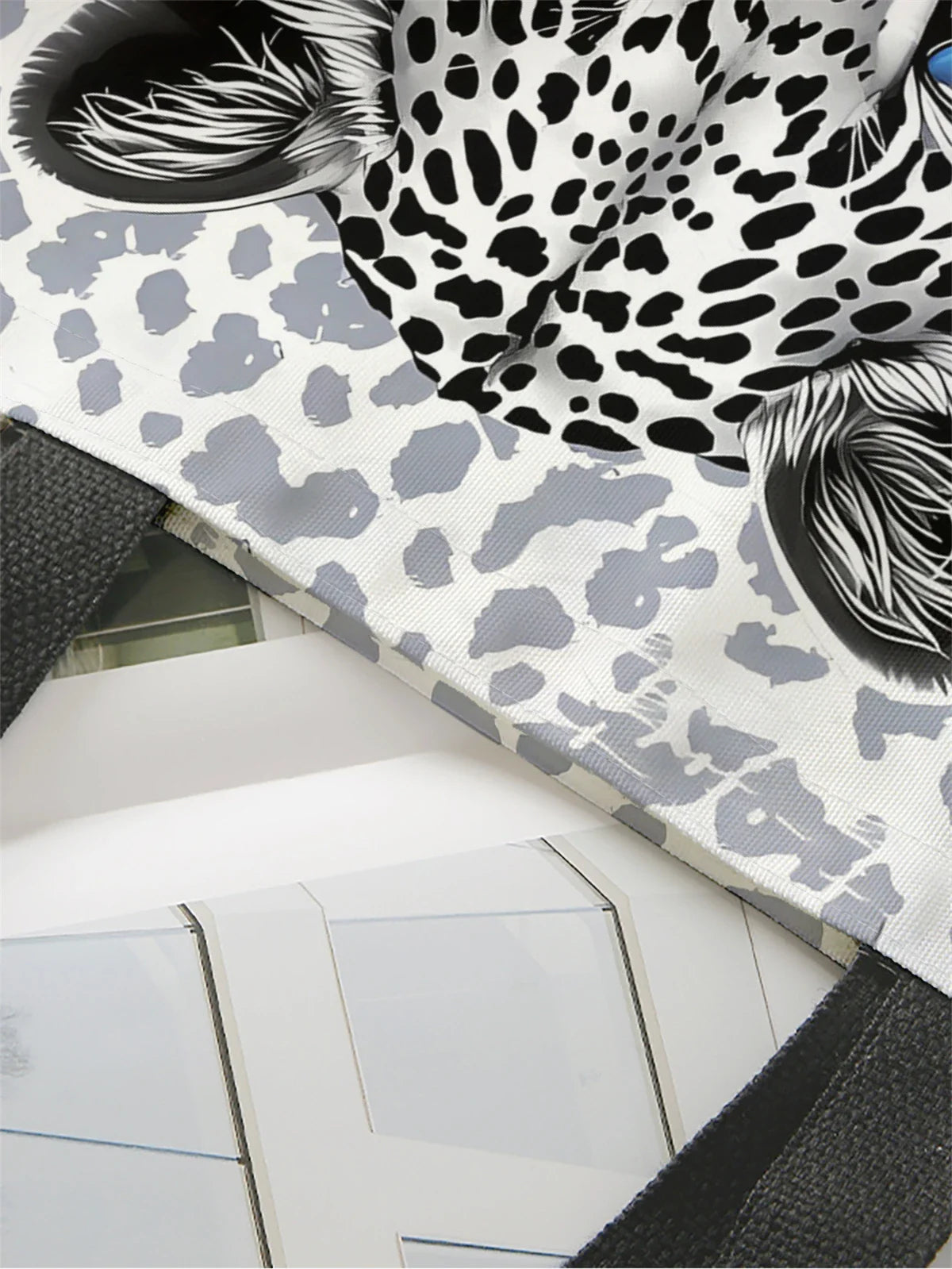Aurora Blue-Eyed Leopard Tote