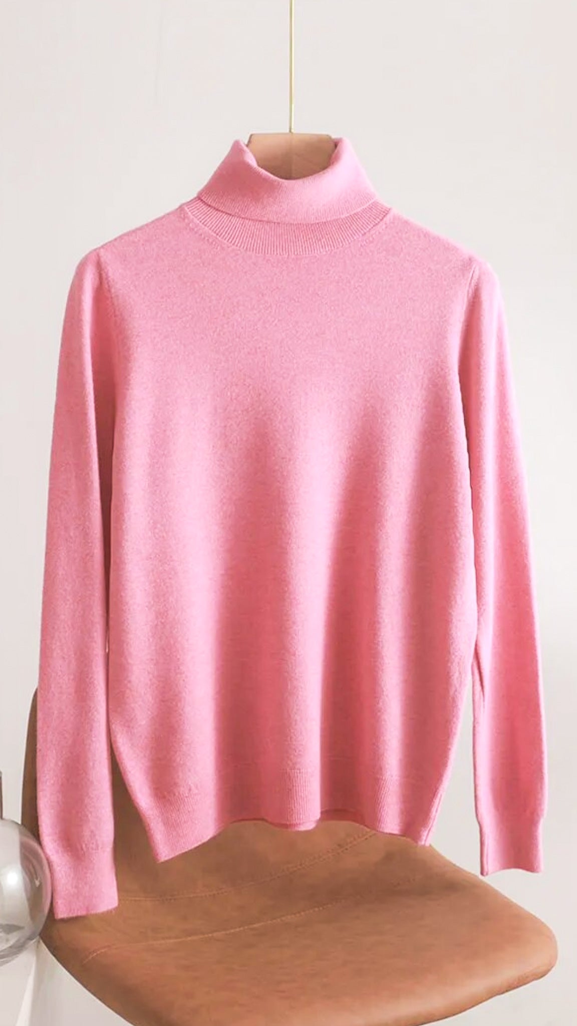 Basic Turtleneck Pullover