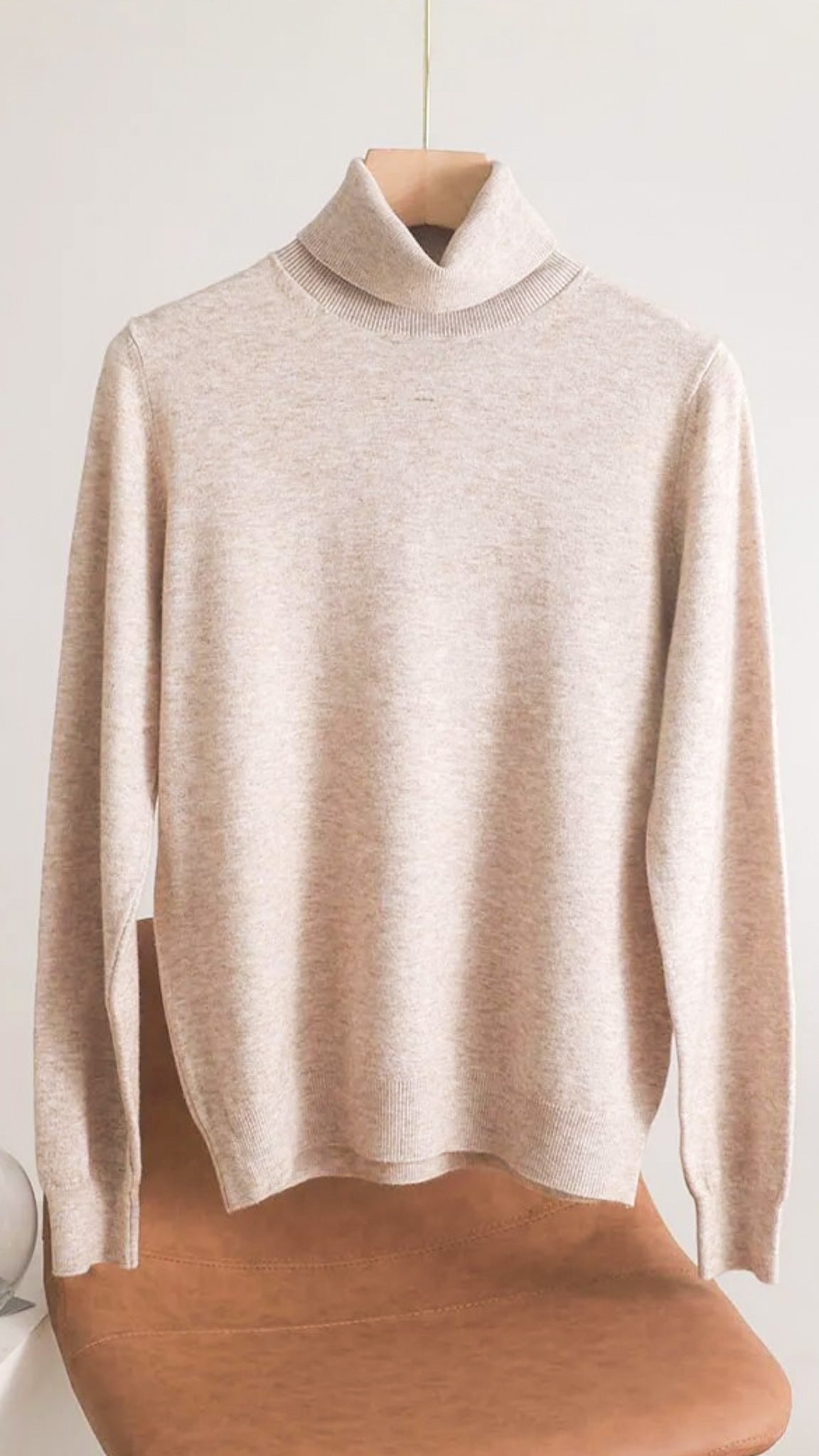 Basic Turtleneck Pullover