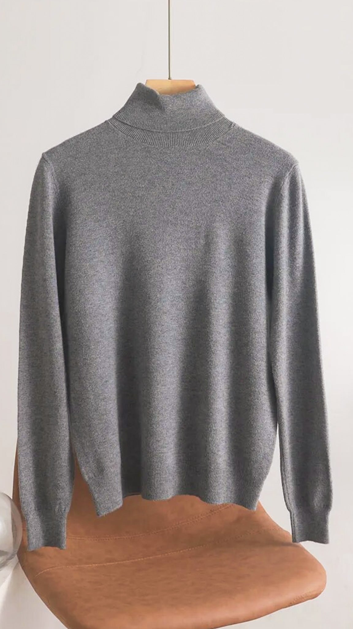 Basic Turtleneck Pullover