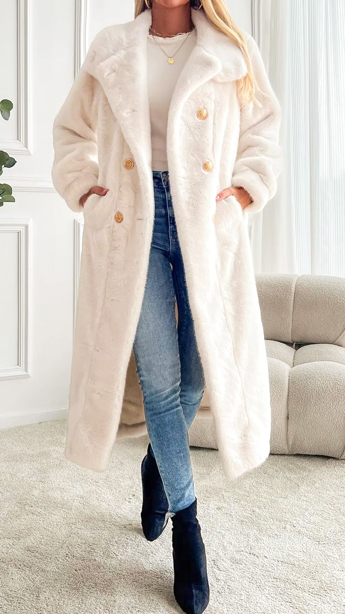 Bianca Plush Coat