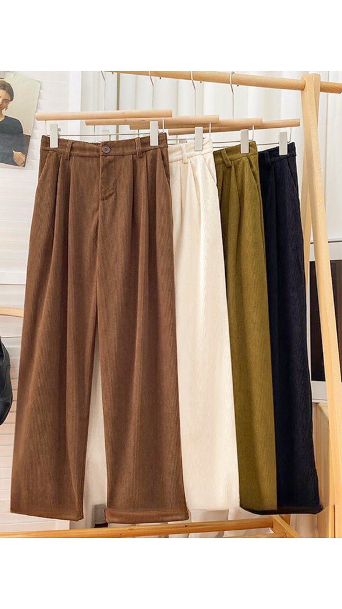 Oliver Classic Corduroy Pants