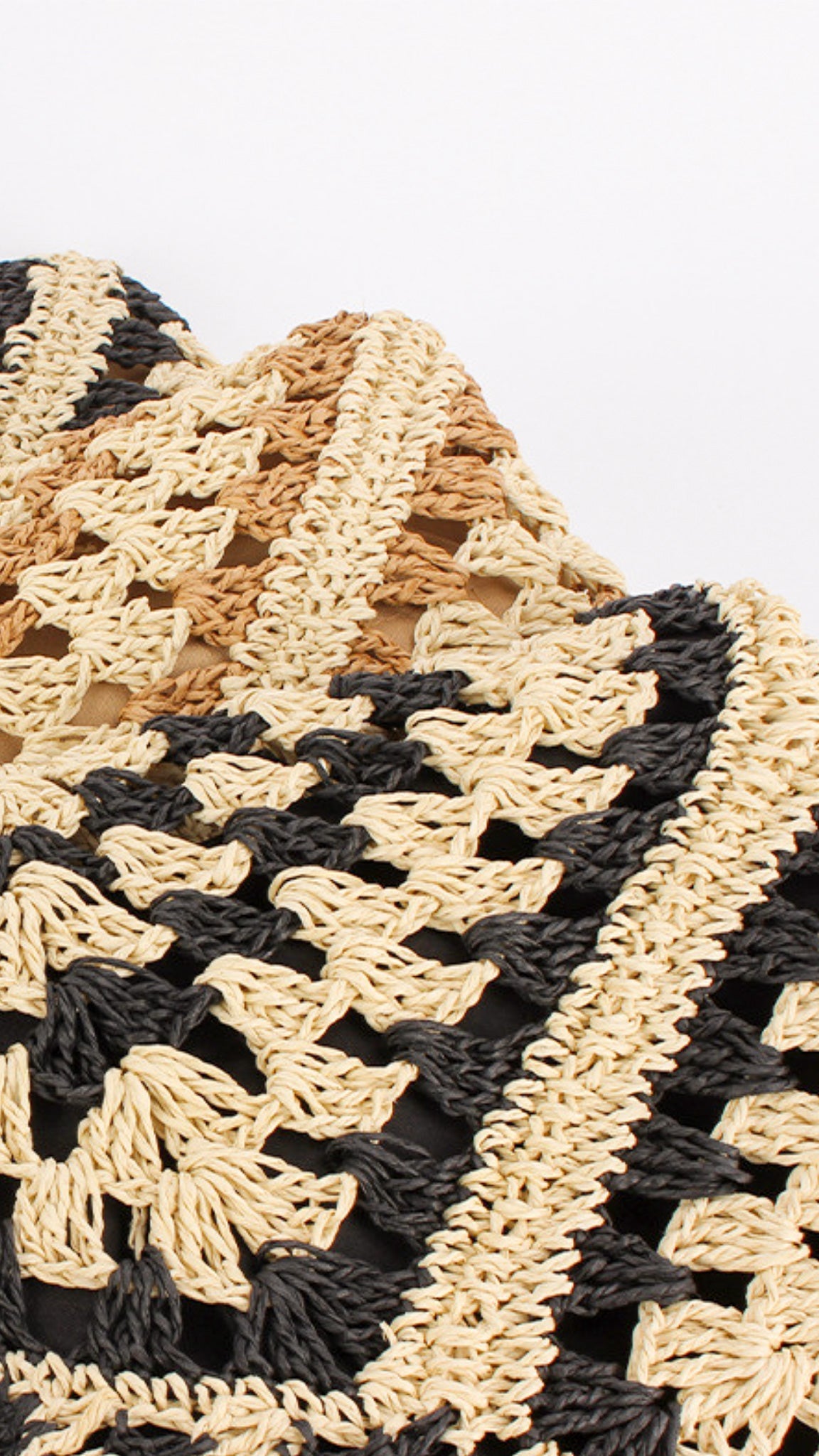 Evelyn Straw Shoulder Bag