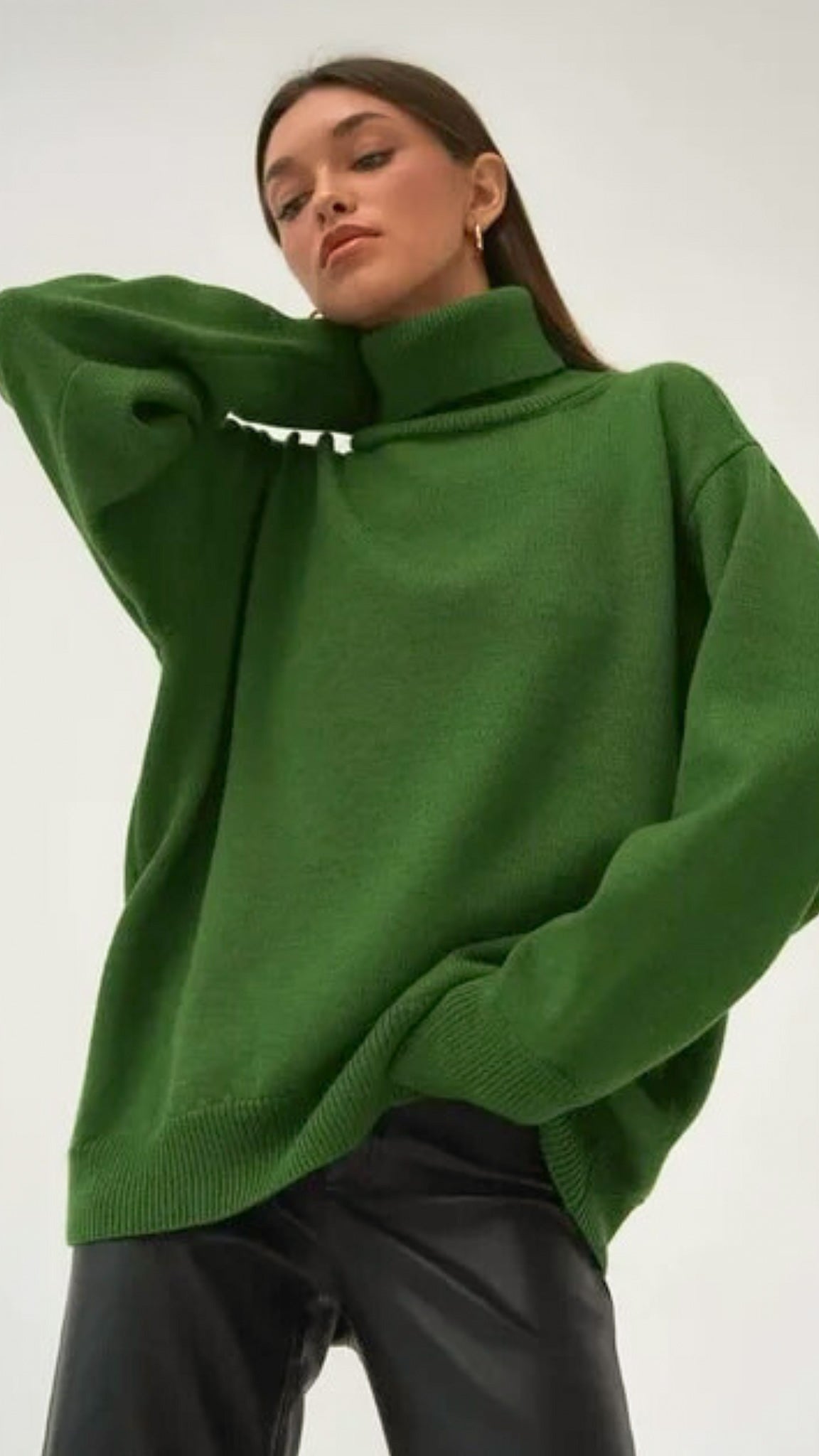 Coraline Turtleneck Sweater (Loose Fit)